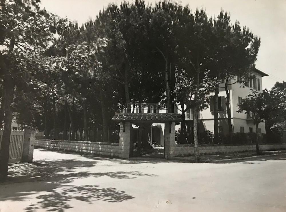 Hotel La Pineta Al Mare Forte dei Marmi Extérieur photo