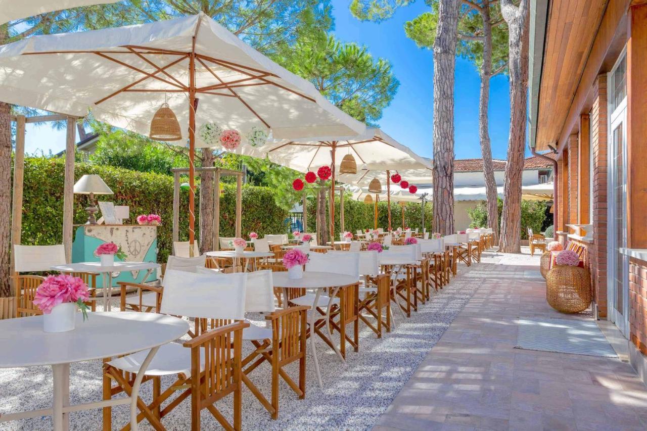 Hotel La Pineta Al Mare Forte dei Marmi Extérieur photo